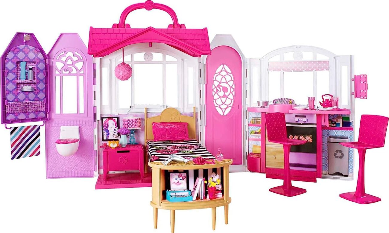 Doll House Glam Getaway